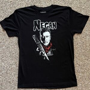 WALKING DEAD NEGAN collectible T shirt unisex size Large- never worn